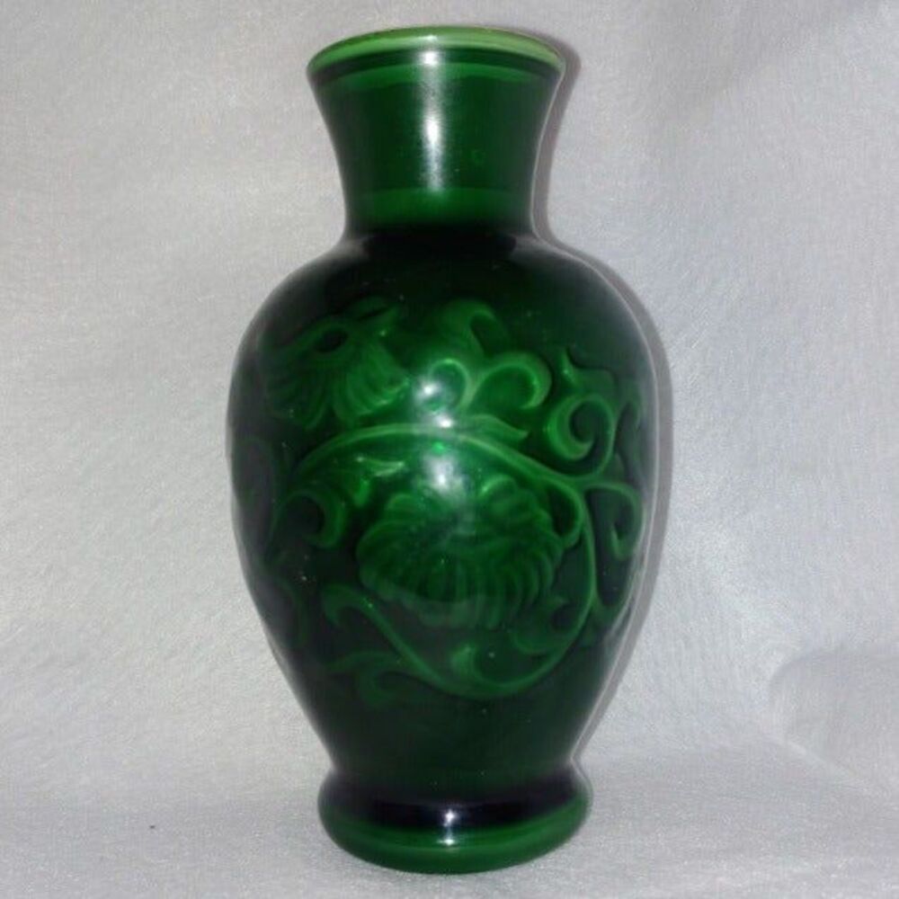 Vintage 1981 Avon Jade Green Vase